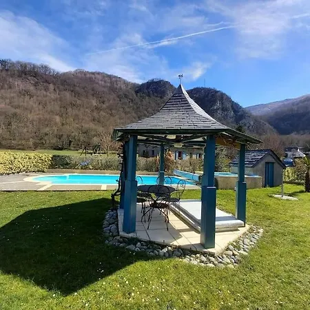 Un Moment De Partage Au Gabizos. Hébergement de vacances Geu