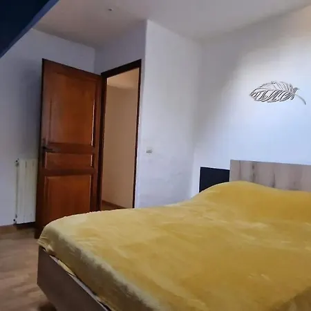 Un Moment De Partage Au Gabizos. * Geu